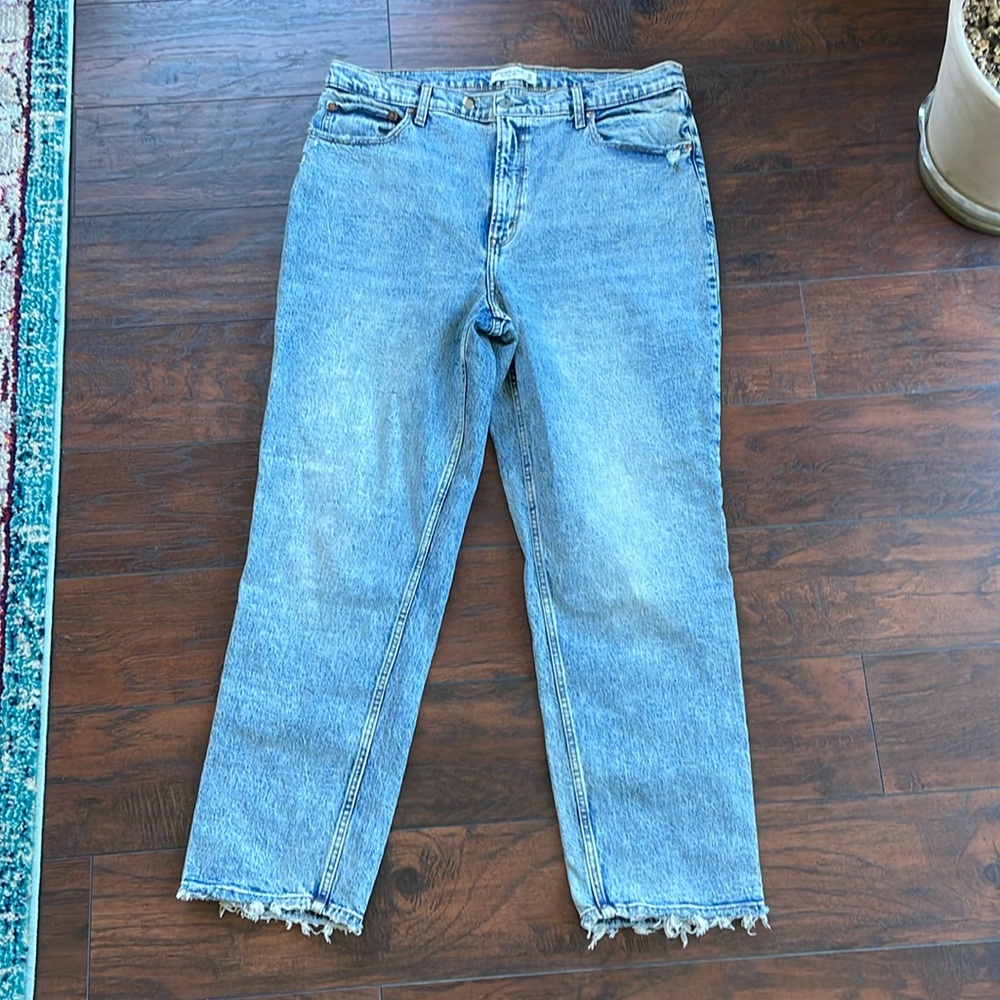 Abercrombie & Fitch | 90s Ultra High Rise Acid Wash Straight Jeans (34 long)
